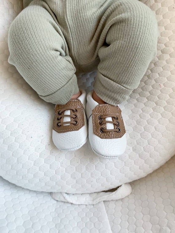 White Baby Shoes, Moccasins, Golf Style, Newborn, Toddler, Chaussures Bébé  Garçon, Babyschuhe 