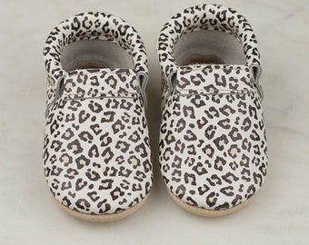 Leopard Baby moccasins, print, Italian leather, newborn ,infant, toddler, girls, birthday shoes, spring,  summer moccasins, baby shower