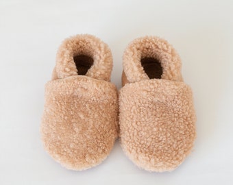 Winter Pink Baby Moccasins, Genuine Shearling, Unisex Kids, Infant, Toddler, Newborn, Boy, Girl Shoes, Baby Gift, Krabbelschuhe