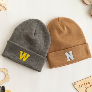 Alfileres de sombrero Gorro infantil personalizado con monograma Gorro personalizado para niños y niñas Bebés Niños pequeños Niños Regalo para niños Niño Niña Gorro Familiar