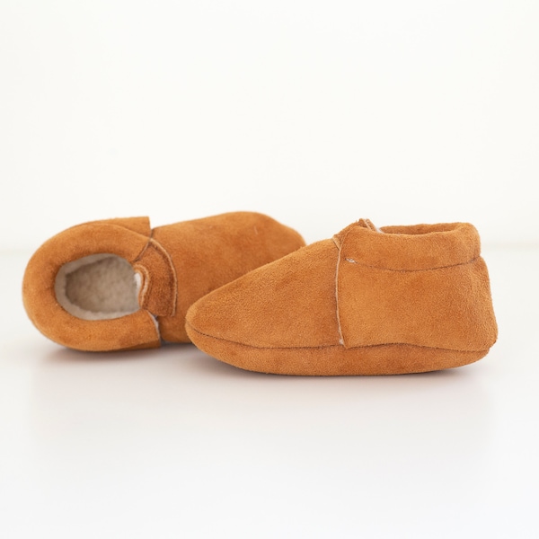 Winter Baby Moccasins, Genuine Italian Leather and Fur, Unisex Kids, Infant, Toddler, Newborn, Boys, Girls Shoes, Baby Gift, Krabbelschuhe