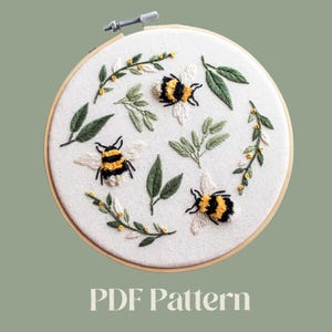 Bee Embroidery Pattern - pdf - Hand Embroidery Pattern - pdf pattern - Insect Pattern - Digital pdf - Digital download - Embroidery