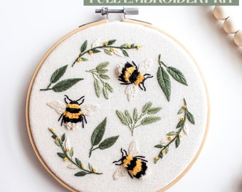 Bee Embroidery Kit - Hand Embroidery Kit - DIY kit - Craft Kit - Gift For Her - Relaxation Gift - Handmade Gift - Embroidery Gift - Bee Gift