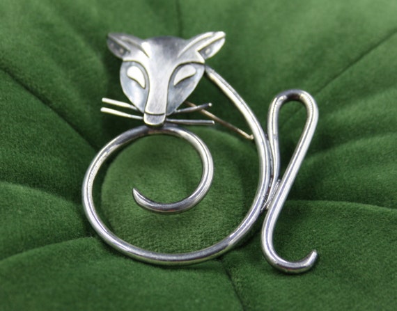 adorable previously loved sterling silver stylize… - image 1