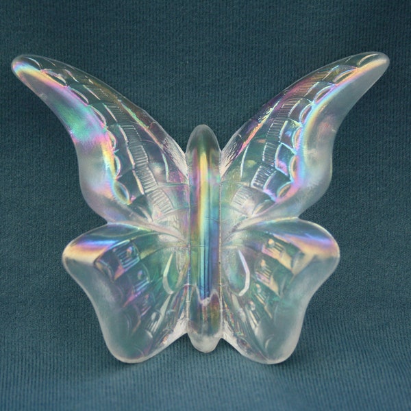 Exquis papillon en verre irisé Fenton, les papillons symbolisent la transformation, la beauté et l'espoir
