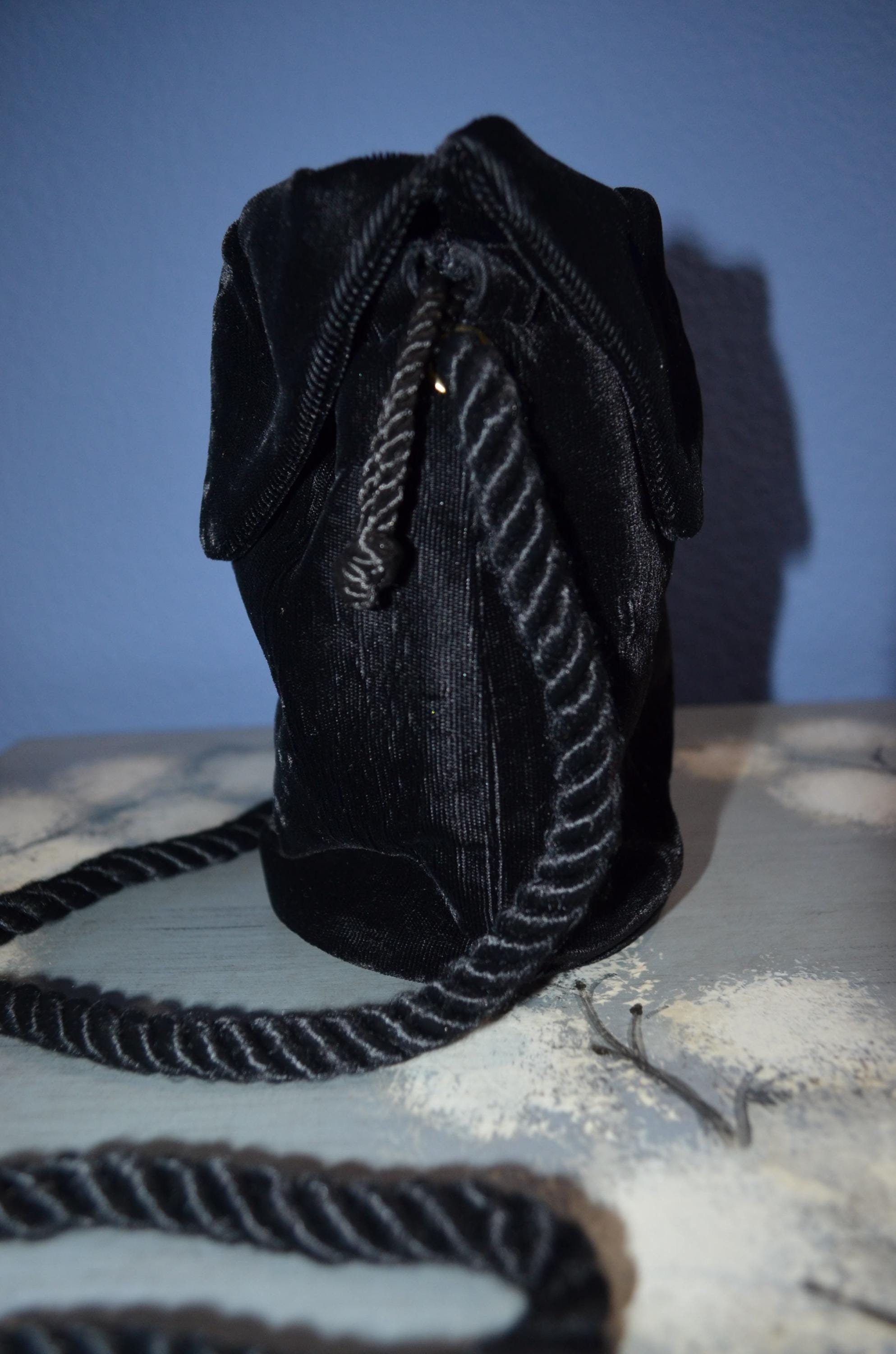 Saks Fifth Avenue Black Label Genuine Leather + Velvet Drawstring Bag Silk Rope Amazon.com: EFENDIZ Velvet Drawstring Pouch, 5.5x9 Inches  main image 3