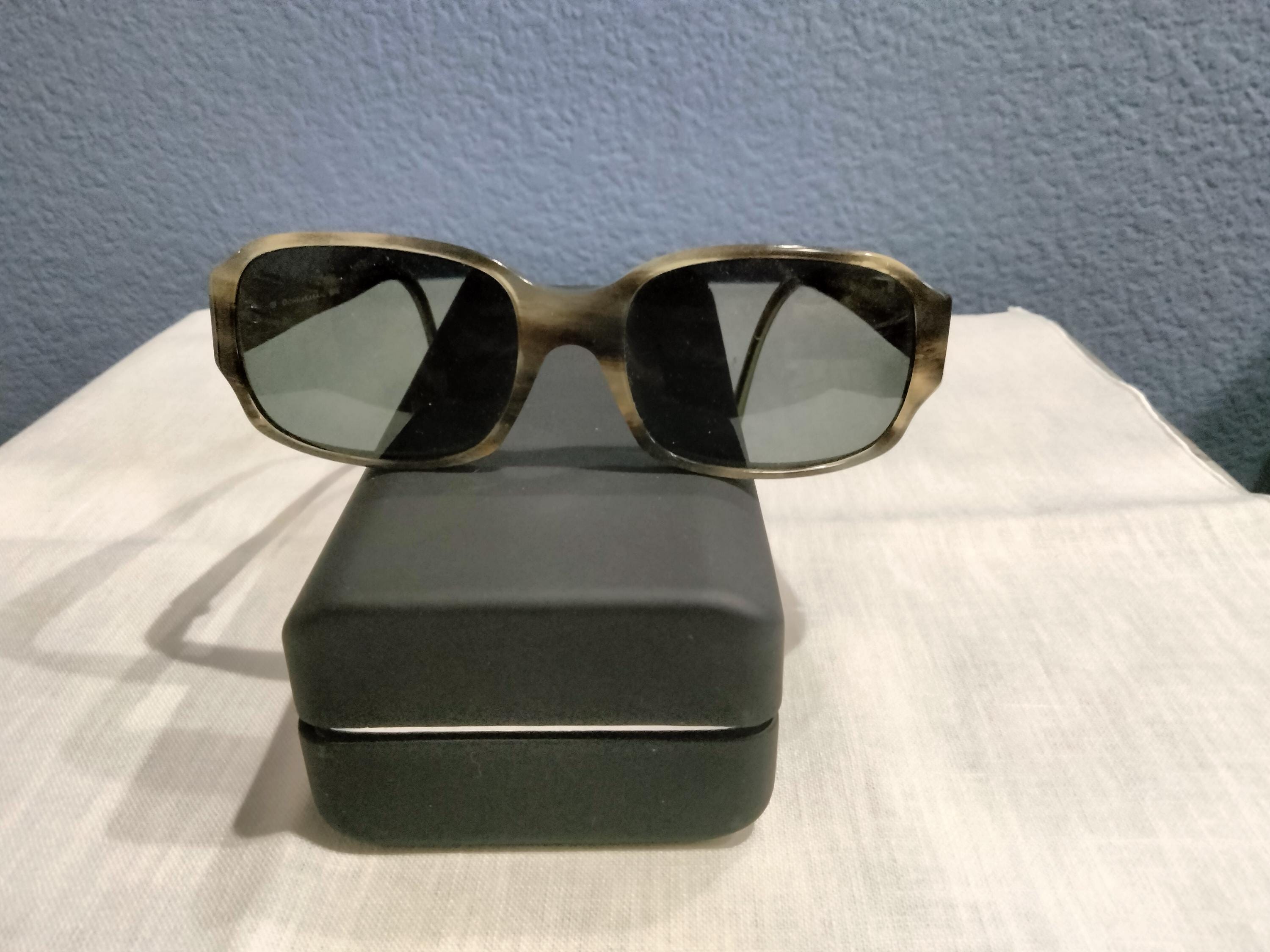 Donna Karan Tortoise Shell Sunglasses, Made in Italy, Preowned il_fullxfull.5354077766_2ye6.jpg main image 4