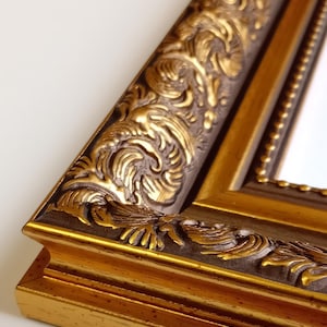Ornate traditional gold frames bild 2