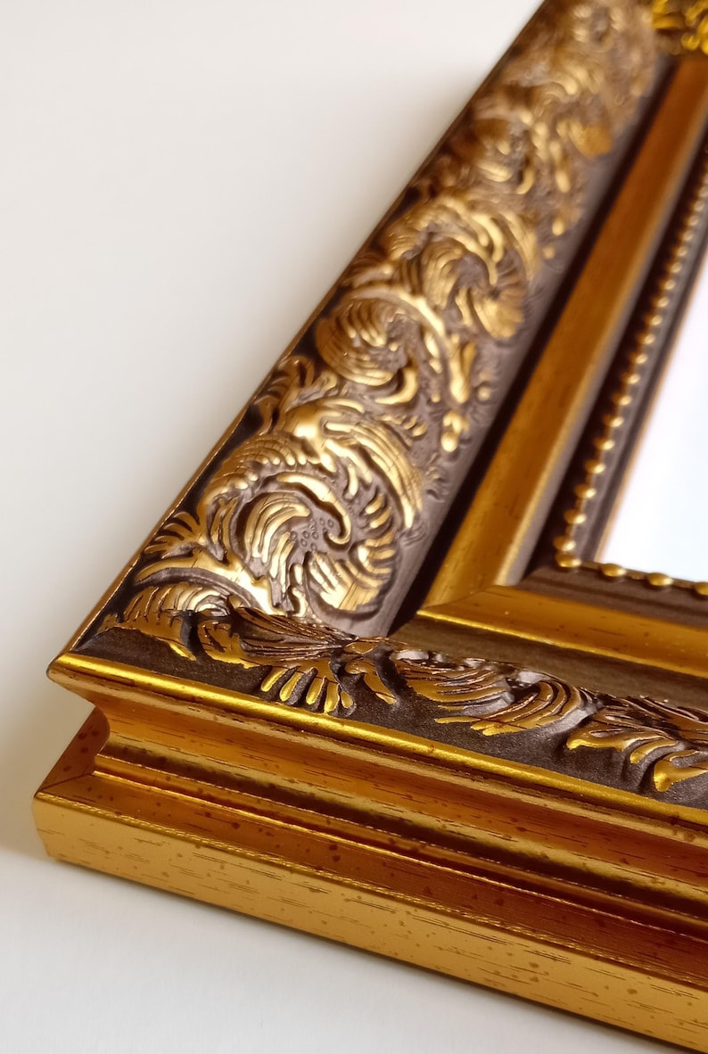 Ornate traditional gold frames bild 2