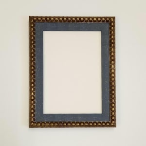 Dark blue beaded scallop frames