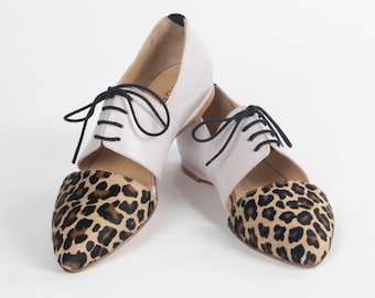 Flat Shoes for Women Ethically Handmade - Lordess Indigenous Women's Leather Oxford Ballet Flats - Lavender Cheetah Animal Print