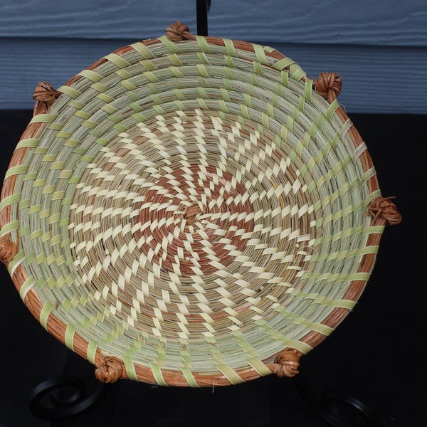 Gullah Love Sweetgrass Hand woven Basket made in Charleston South Carolina with love knots Wedding gift lowcountry housewarming hostess gift