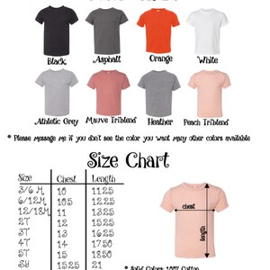 K&ouml;nnte beinhalten: Farb- und Gr&ouml;&szlig;entabelle f&uuml;r Unisex-T-Shirts f&uuml;r Babys, Kleinkinder und Jugendliche. Farben sind Schwarz, Asphalt, Orange, Wei&szlig;, Athletic Grey, Mauve Triblend, Heather und Peach Triblend. Die Gr&ouml;&szlig;entabelle zeigt Brust- und L&auml;ngenma&szlig;e in cm.