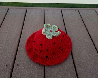 Strawberry Bucket hat