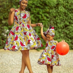 Mummy and top daughter matching clothes