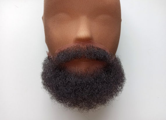 Barba nera finta e realistica per uomo nero, realizzata a mano con