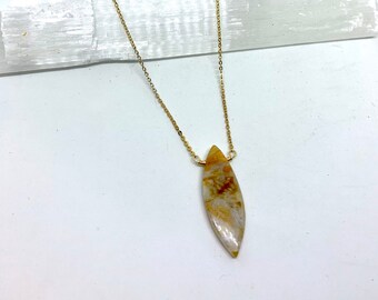 Necklace, Brioche Agate necklace, gemstone necklace, neutral, lightweight, modern, gift, minimalist jewelry
