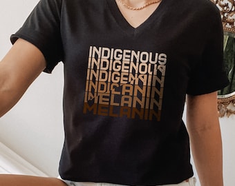 Camicia indigena alla melanina, Afro Indigenous Vneck, Negozio di proprietà indigena, Tshirt nativa e afroamericana, Abbigliamento nativo, Camicia alla melanina