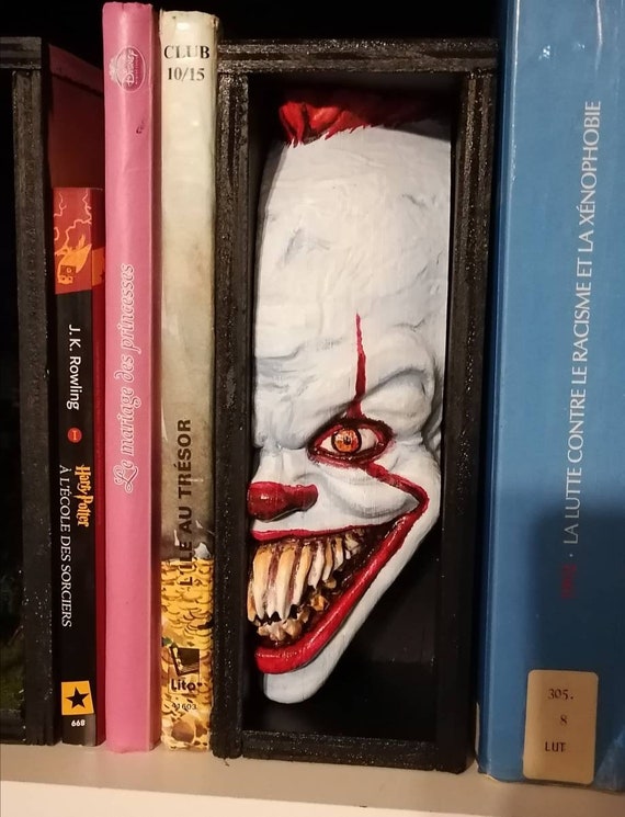 Book Nook Shelf Insert Pennywise, It - Etsy