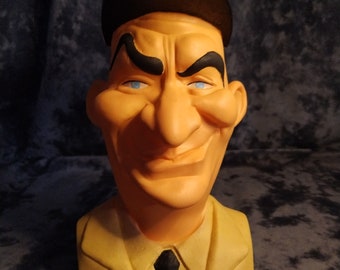 Bust Louis de Funes gendarme