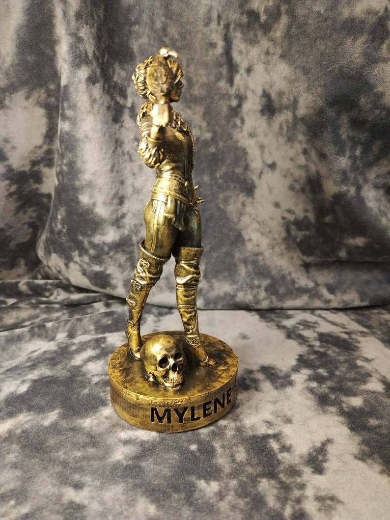 Statue de Mylène Farmer 18cm image 5