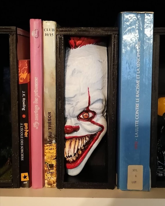 Book Nook Shelf Insert Pennywise, It - Etsy