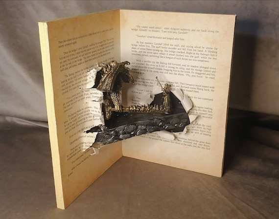 Lotr book nook fantasy diorama character Gandalf Balrog Mini - Inspire  Uplift