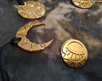 The Mysterious Cities of Gold pendant