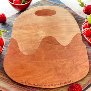 Sweet Roll Cutting/Serving Board