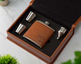 Confezione regalo personalizzata in pelle con fiaschetta da 6 once, sposo, matrimonio, addio al celibato, testimone dello sposo, whisky in pelle per lui, regalo di compleanno di Natale.