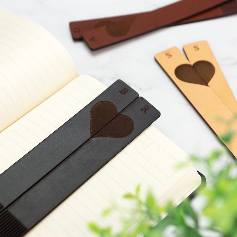 Personalised Leather Bookmark Set With Heart & Initials Laser Cut Handmade Gift Birthday Christmas Anniversary image 3