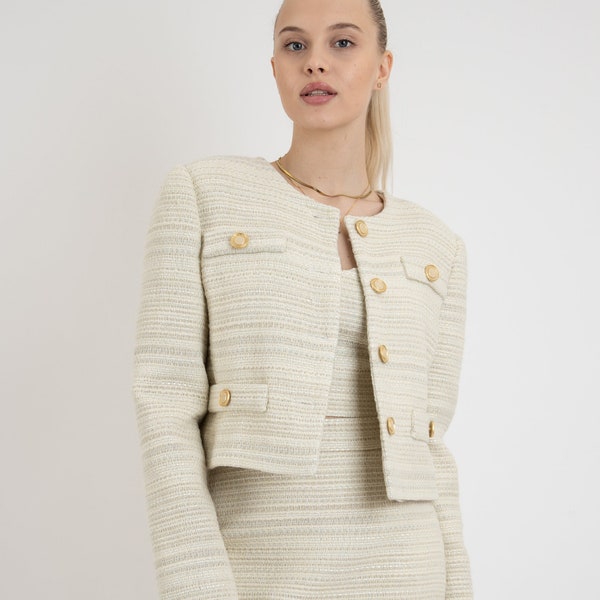 Capsule Clothing/Extravaganter Kurzblazer mit goldenen Knöpfen/Boucle-Blazer/Passendes Set/Elegante Bürokleidung/Modischer Blazer/FC2130