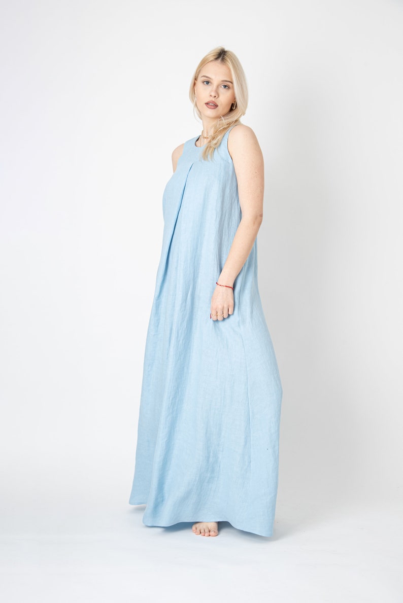 blue satin bridesmaid dresses Dusty Dress Illusion Back Size:US 2 / UK 6 / EU 32 (S) Purple and blue dresses