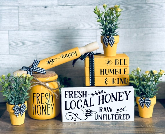 Beautiful Bumble Bee Home Decor On A Farmhouse Hutch