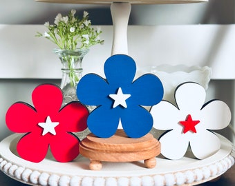 Patriotic Tiered Tray Decor Red White and Blue Wood Daisies Standing Wood Daisy Flowers 4th of July Tiered Tray Decor Summer Decor