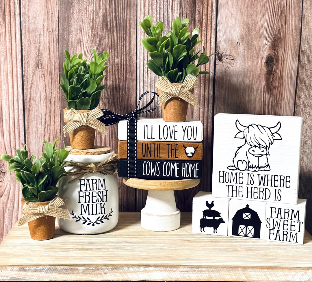 Highland Cow Tiered Tray, Cow Tiered Tray, Tiered Tray Decor, Summer