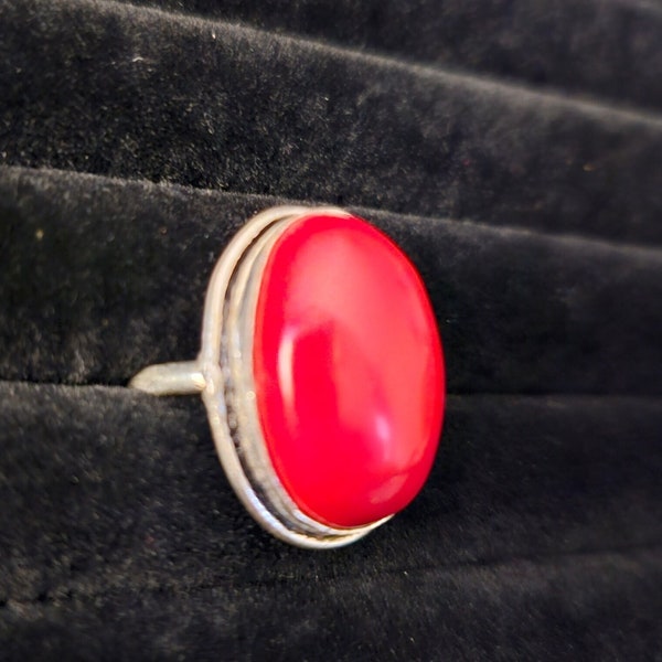 Beautiful Red Coral Cabochon and Silver Native American Handmade Ring