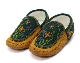 Beaded Moccasins with Intricate Bead-work | Genuine Leather | Size Men's 8 / Women's 9 WASHABLE