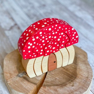 Mushroom Toadstool Fairy House Wooden Stacker / Montessori Waldorf Toy Gift / Sensory Sorting Stacking Pretend Play