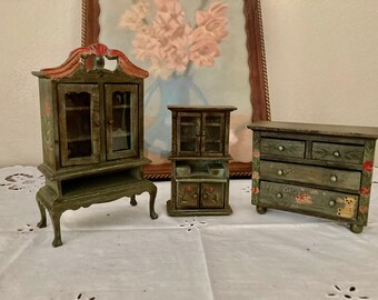3 Vintage Russ Dollhouse Furniture, Dollhouse Chest of drawers, Dollhouse Desk, Wooden Dollhouse Furnitire