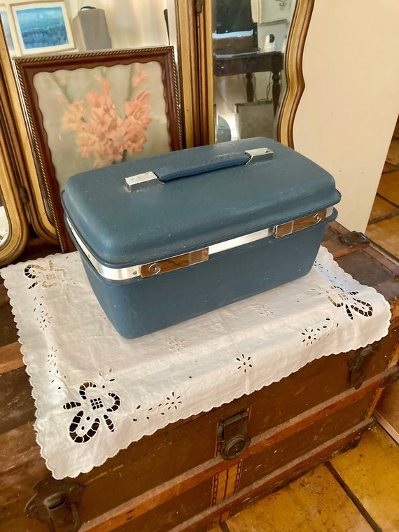 Vintage Mid Century 3pc Trojan HARD Suitcase Luggage Set Blue Train Case  Used