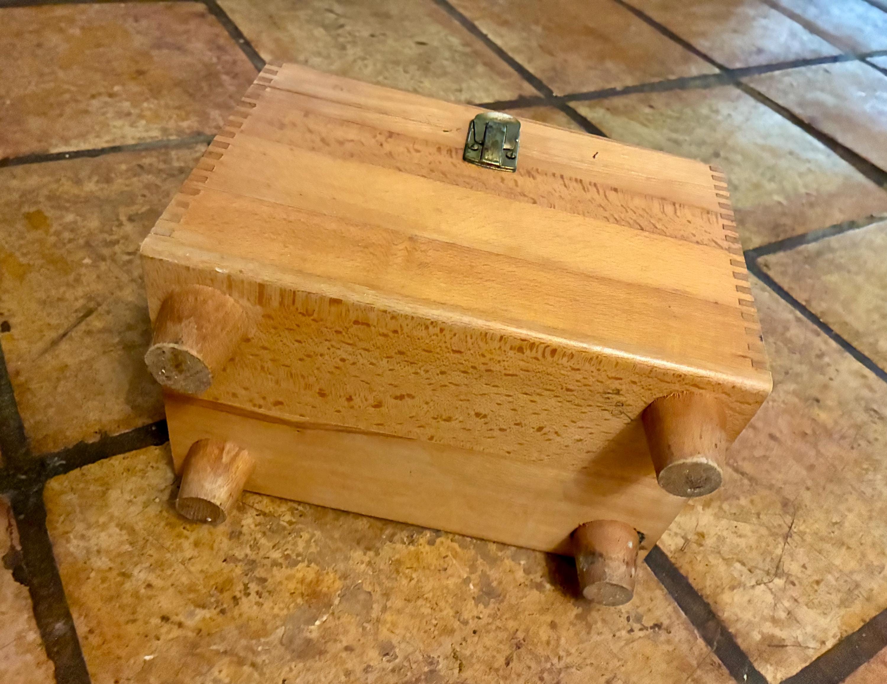 ヴィンテージ木製靴磨き箱（中身付き）：素朴な収納＆装飾 - Etsy 日本