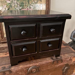 Vintage Solid Wood Drawer Chest – 4 Drawer Storage Cabinet – Small Heavy Accent Table