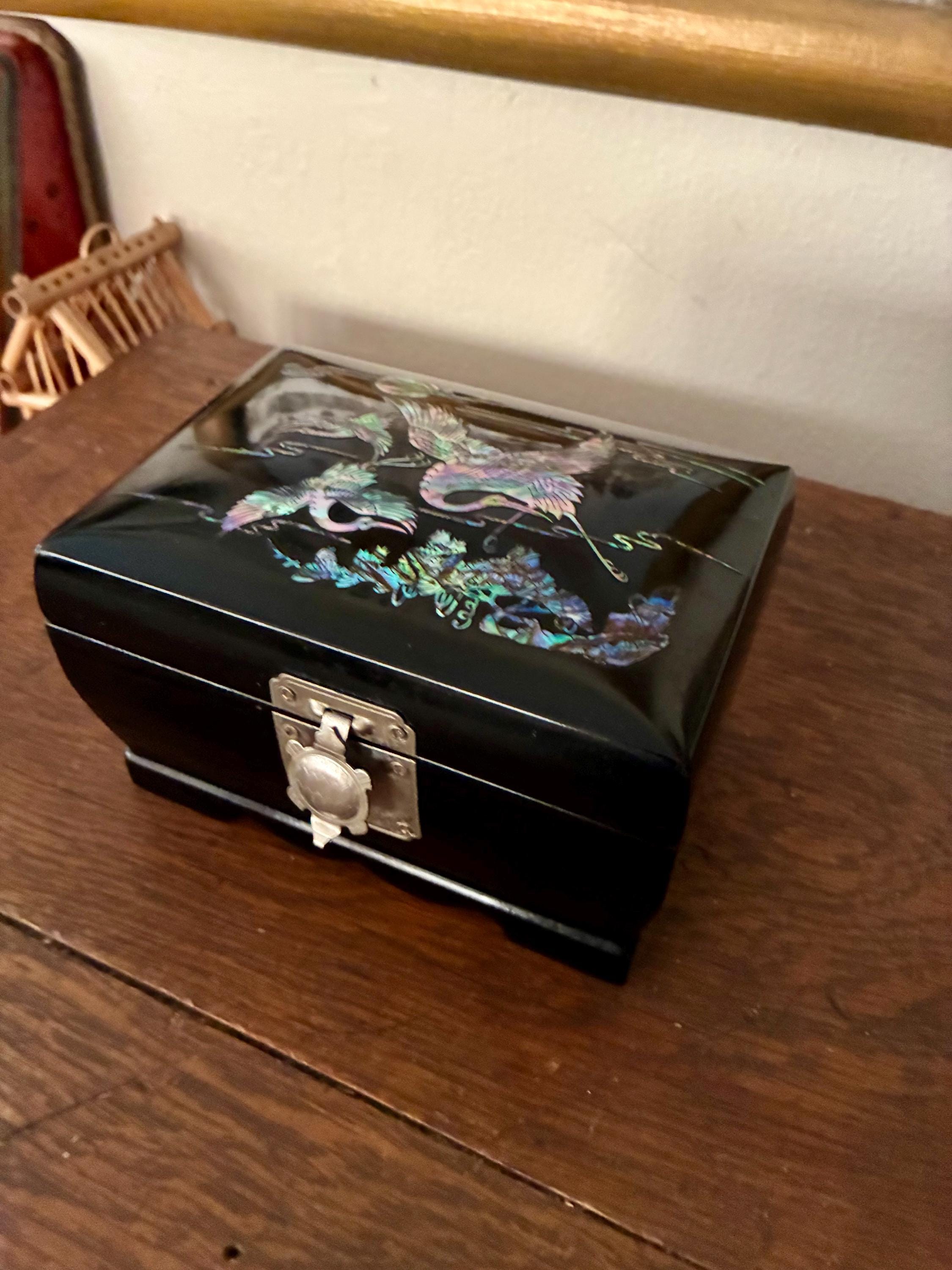 LaLadysVintageFinds2 - Etsy