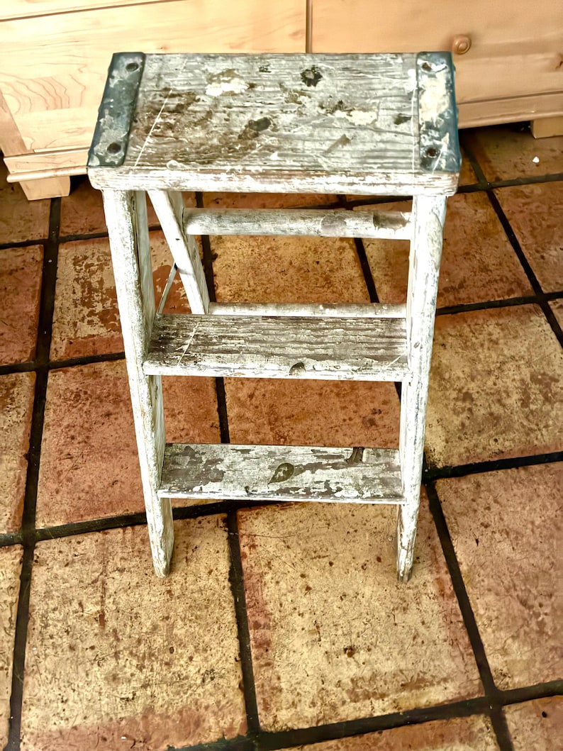 Vintage Painted Step Stool – Rustic White Wood Farmhouse Decor - Etsy