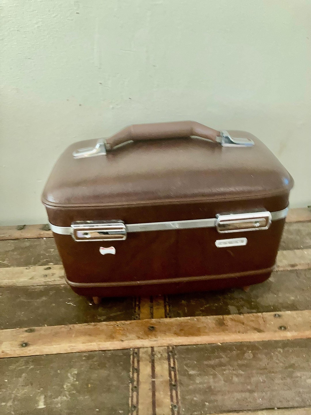 Vintage American Tourister Train Case – Chocolate Brown Hard Shell
