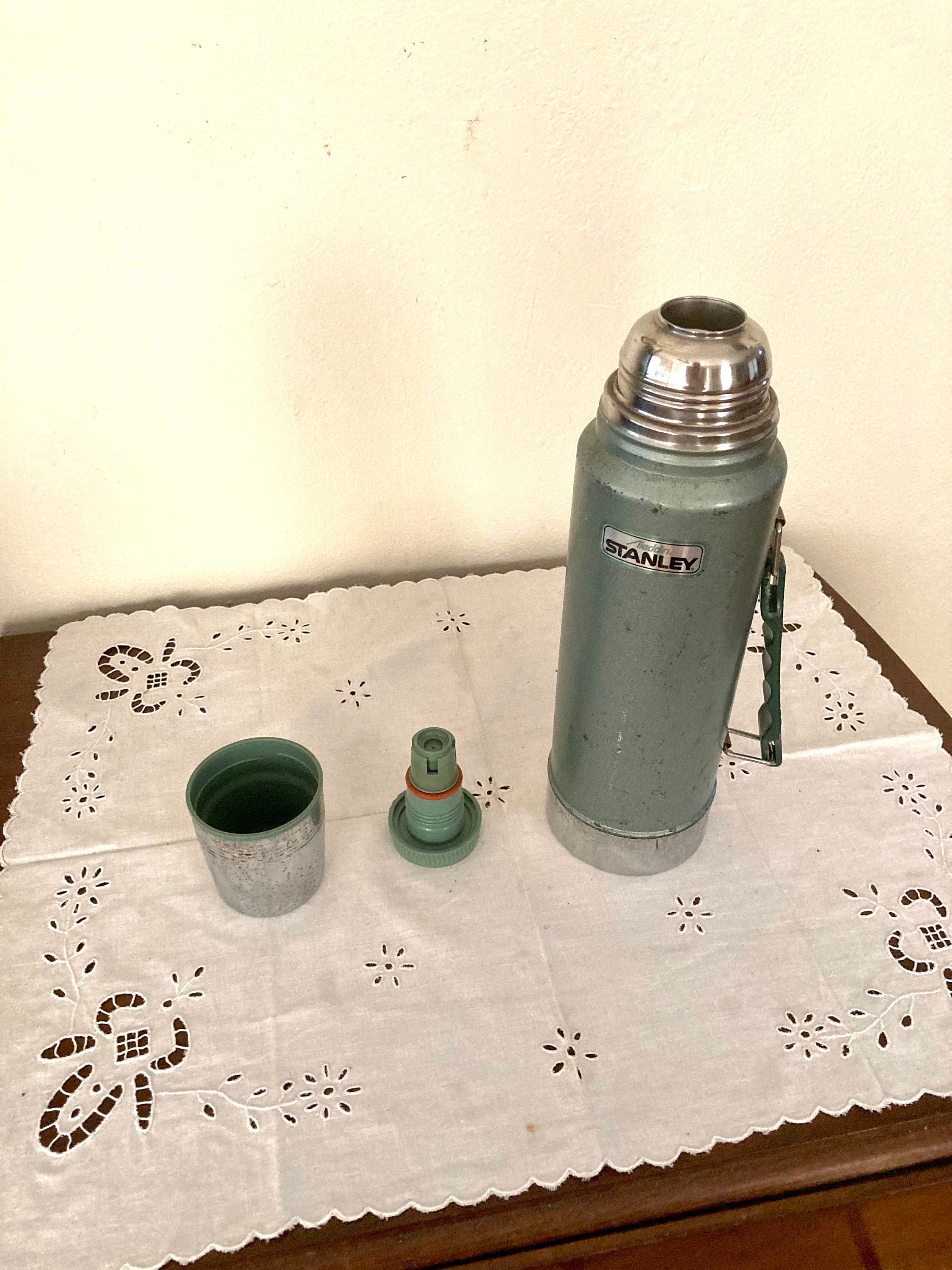Vintage Aladdin Stanley Thermos Wide Mouth Vacuum Flask – Wainfleet Trading  Post