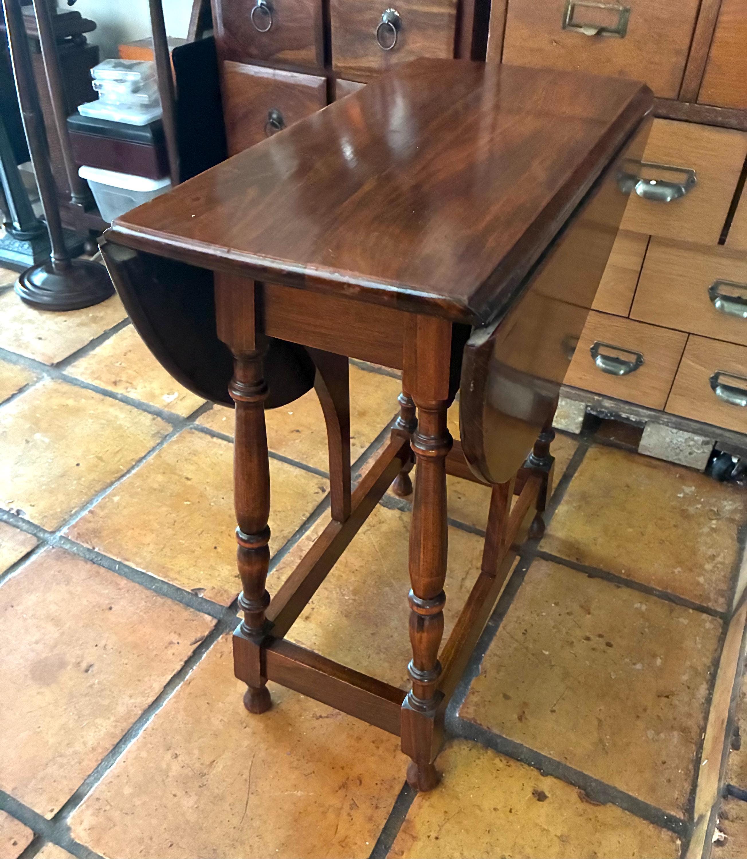Antique Turned Leg Side Table - Etsy