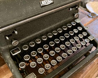 1930-40  Royal manual Typewriter, 1940s Industrial Royal Wide carriage Typewriter, MidCentury Typewriter