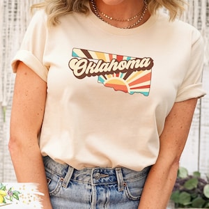 Oklahoma retro sunset t-shirt - Oklahoma state shirt  - Vintage retro - The Sooners state - women's apparel - Cute boutique shirt